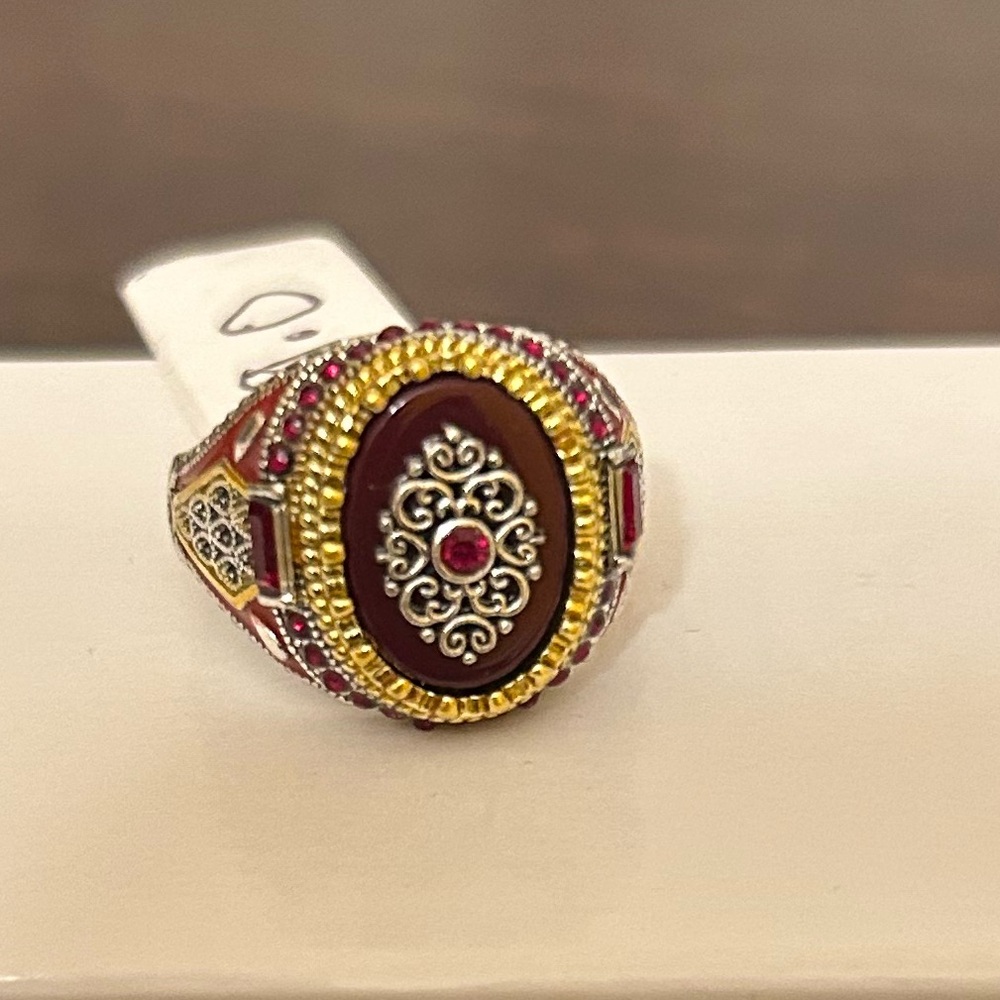 Size 9 Silver & Gold Ring W/Ruby Red CZ’s No Mark Fancy Ring For Men or Women
